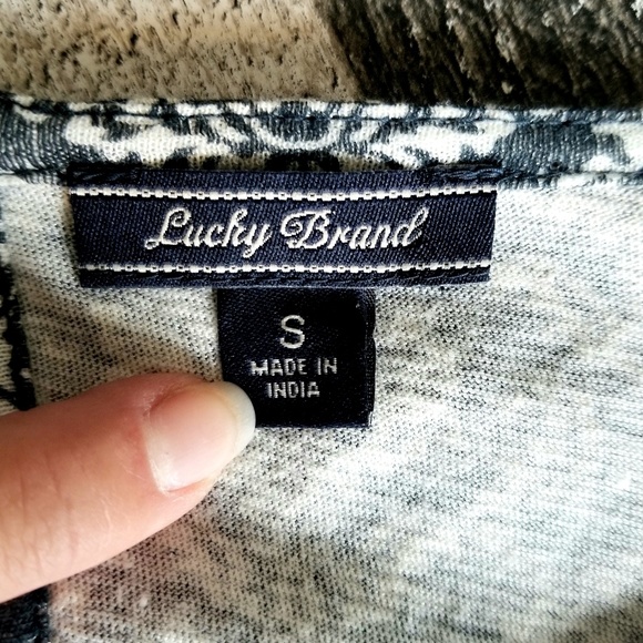 Lucky Brand | NWOT Printed Woven Mix Top - Picture 5 of 7